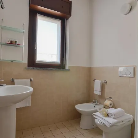 Candoglia Halldis Apartments Апартаменты *