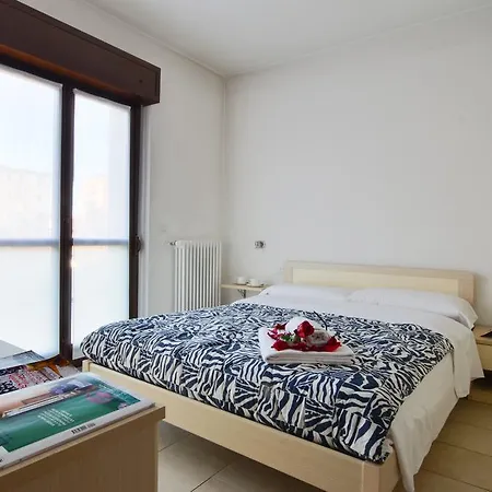 Candoglia Halldis Apartments Апартаменты Милан