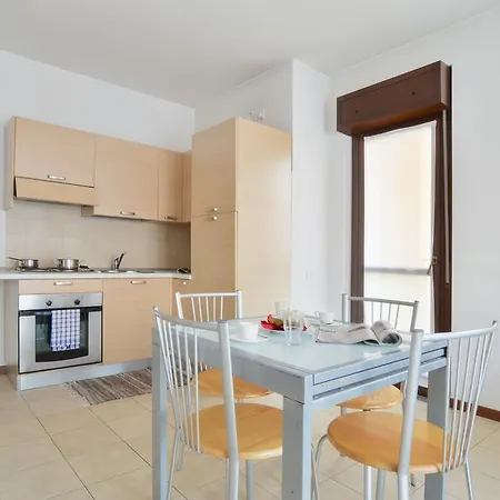 Candoglia Halldis Apartments *