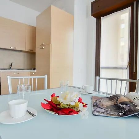 Candoglia Halldis Apartments * Милан