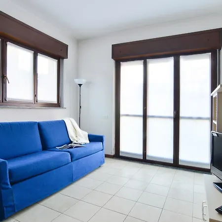 Candoglia Halldis Apartments Апартаменты *