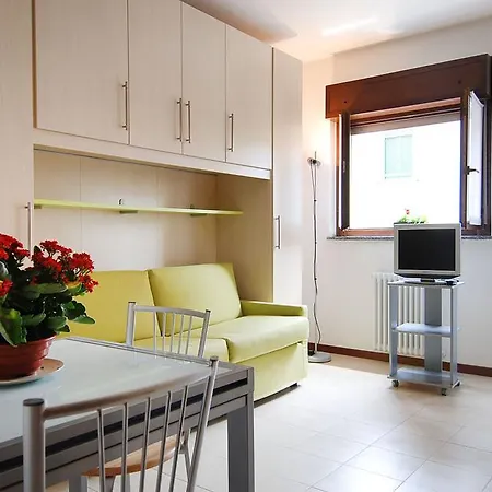 Candoglia Halldis Apartments * Милан