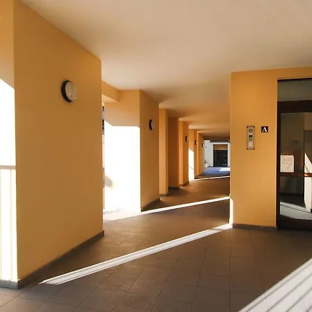 Candoglia Halldis Apartments * Милан