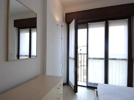Candoglia Halldis Apartments * Милан
