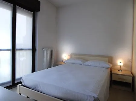 Candoglia Halldis Apartments Апартаменты